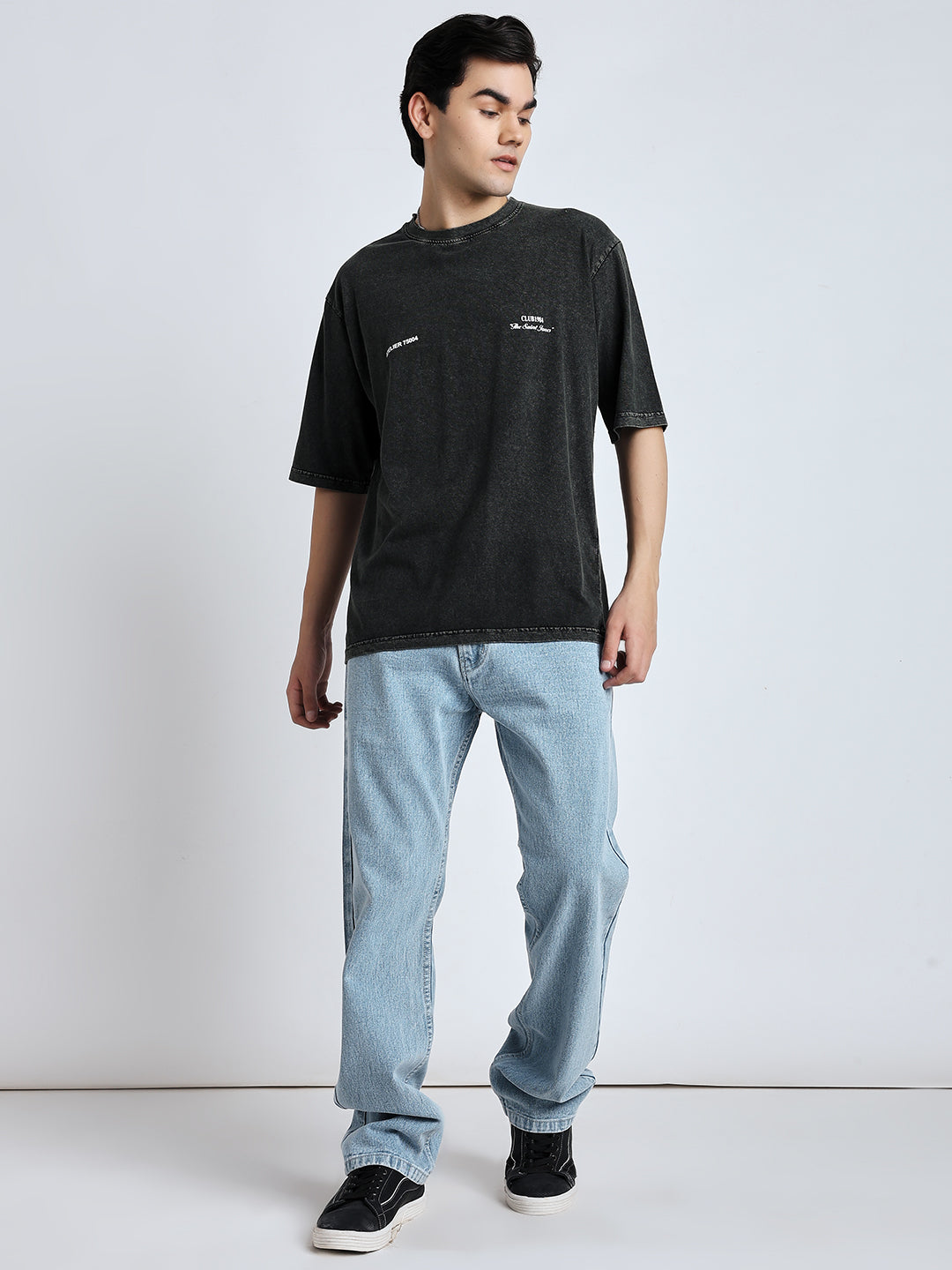 Black saint street wear club T-shirt