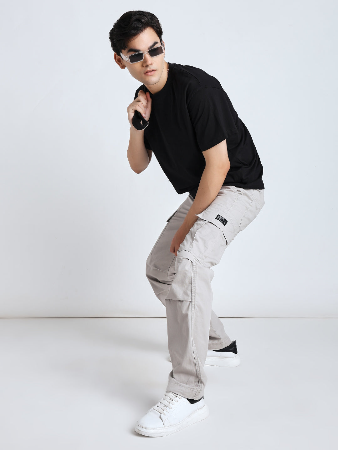 New edition straight Six pockets light grey