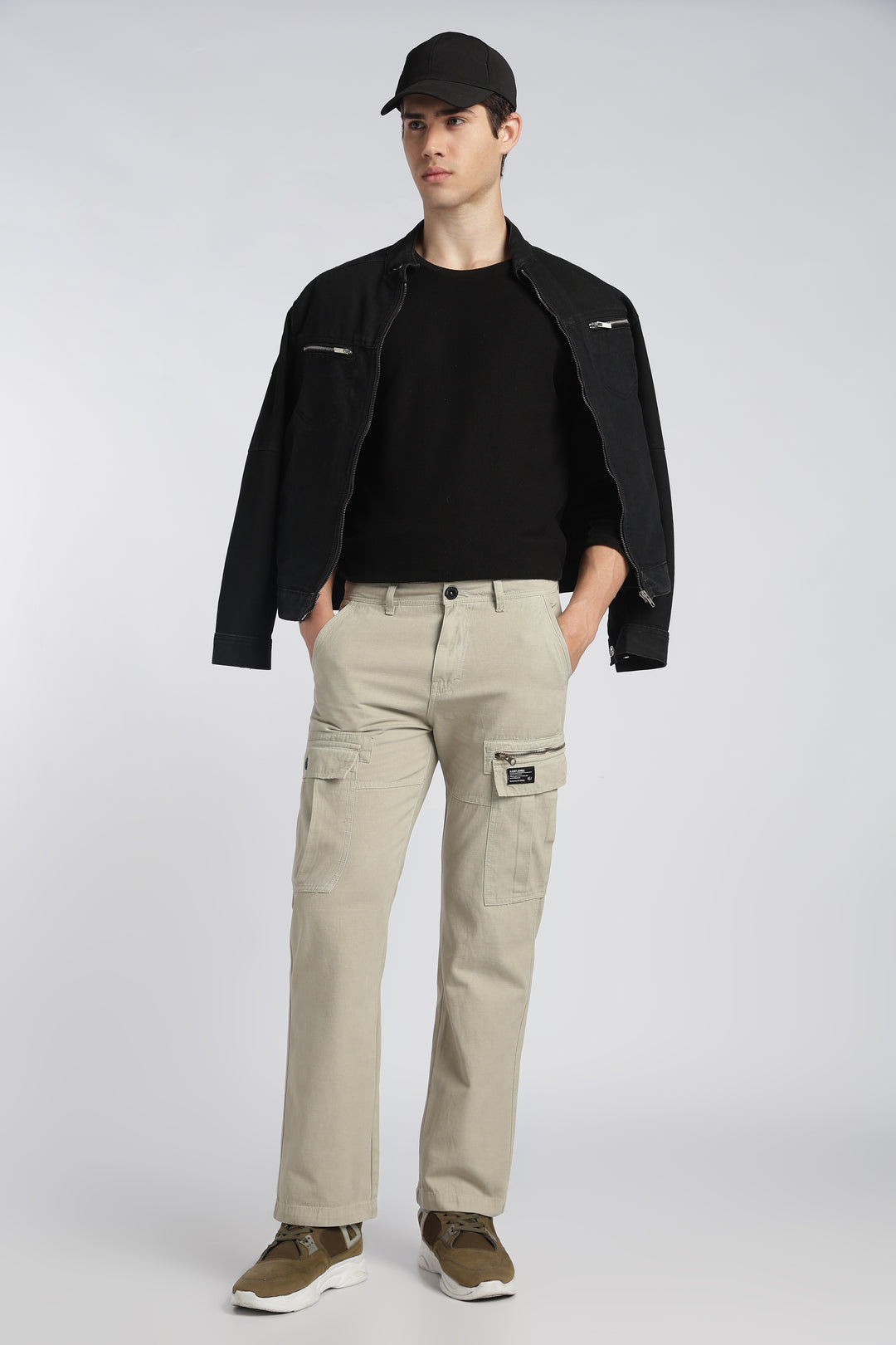 Men’s Beige Linen-Blend Cargo Pants