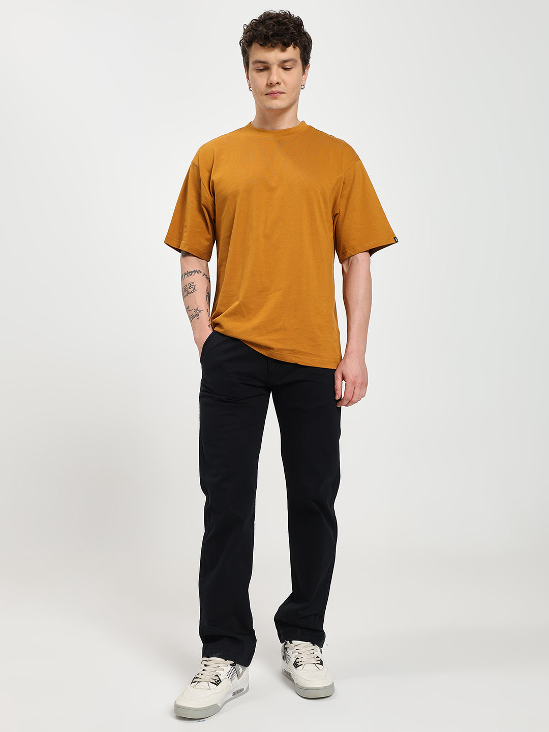Black Comfort-Fit Heavy Chinos for Men