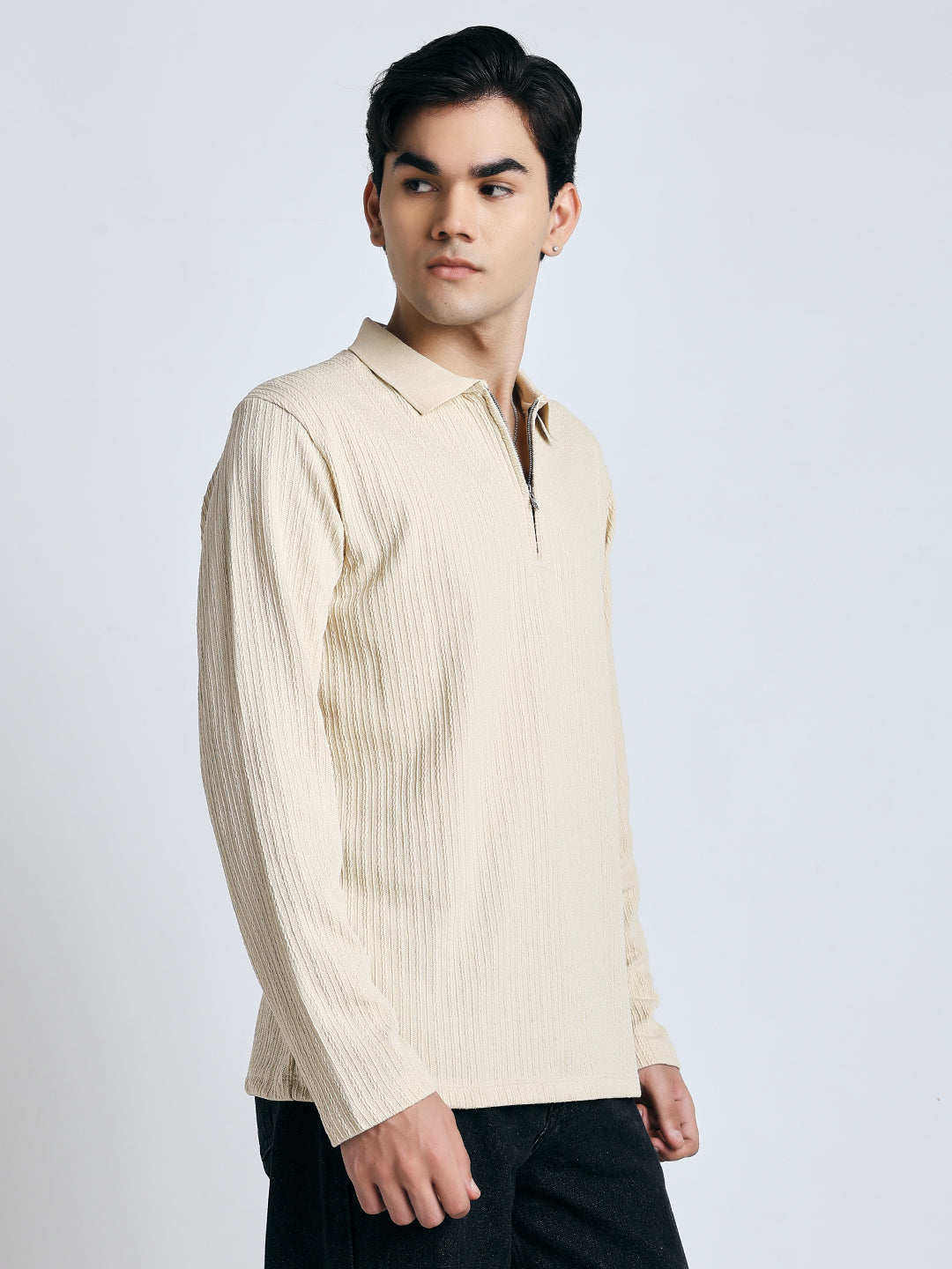 Cream front chain zipper T-shirt