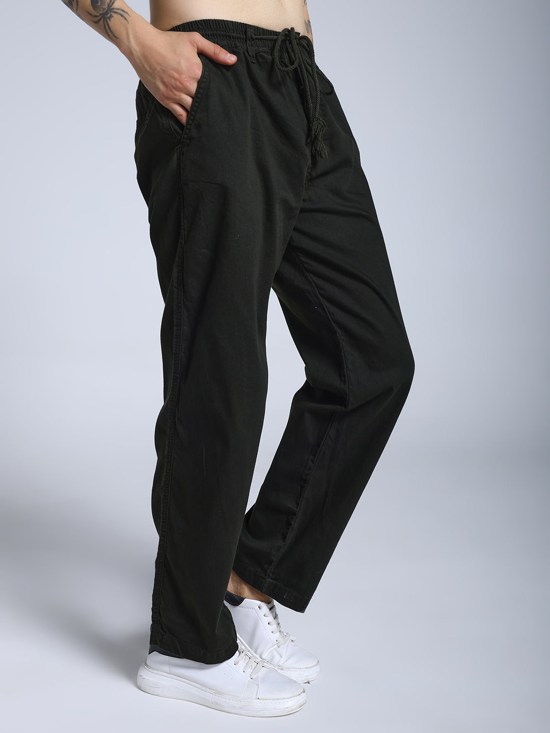 Green loose fit joggs