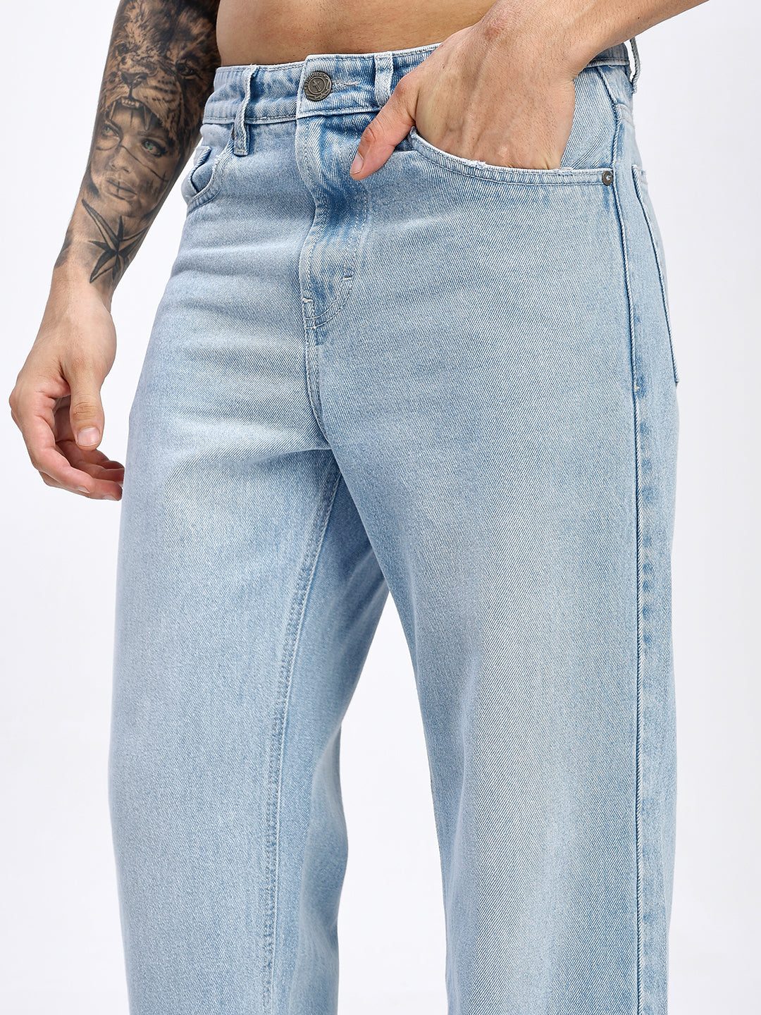 Men's Light Blue Relaxed Fit Straight Leg Jeans