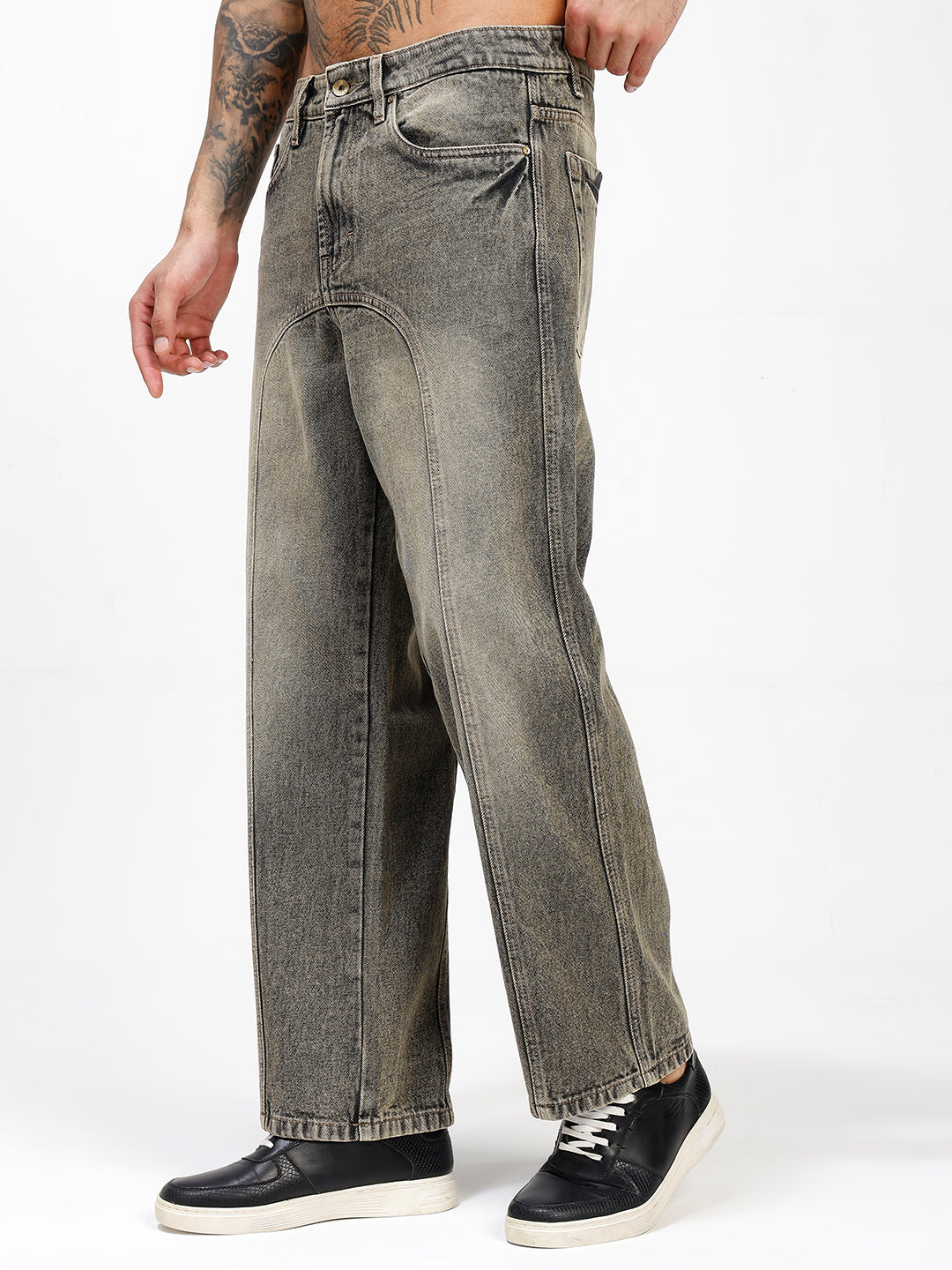 Men's Grey Acid Wash Relaxed Fit Denim Jeans