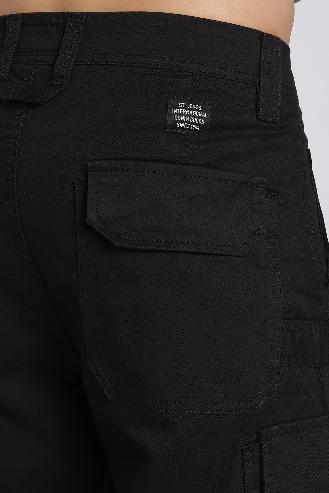 Men's Black Cargo Pants Relaxed Fit