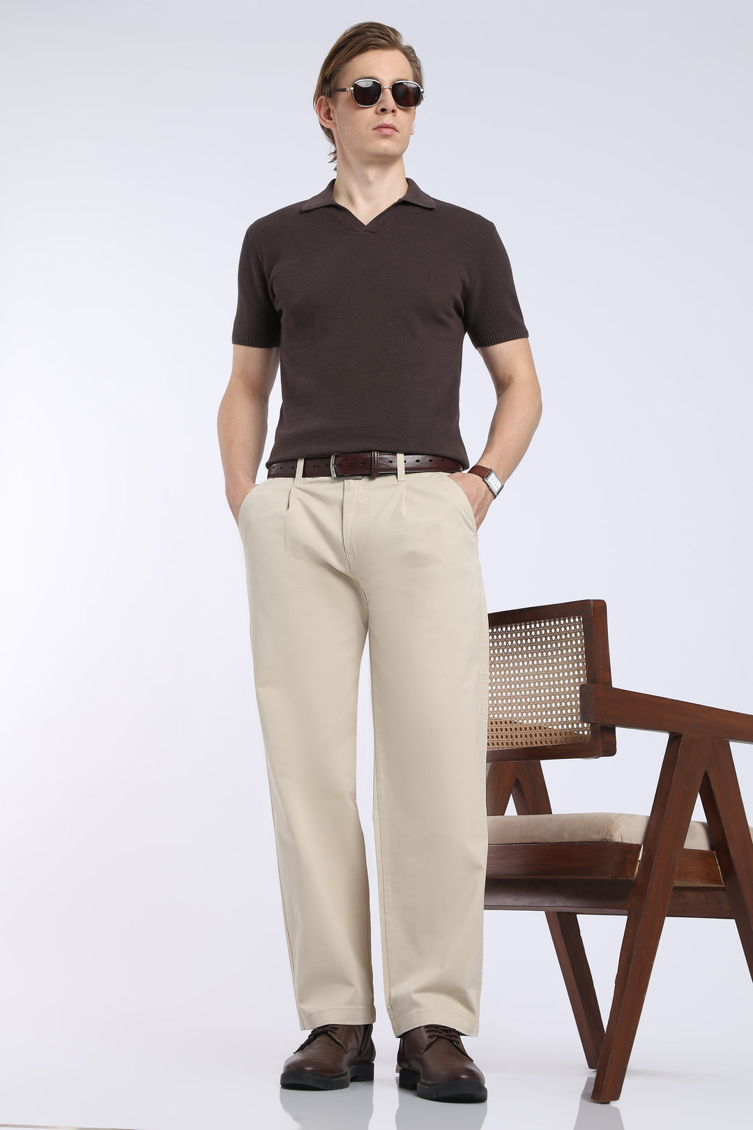 Men’s Beige Relaxed Fit Straight Leg Pants