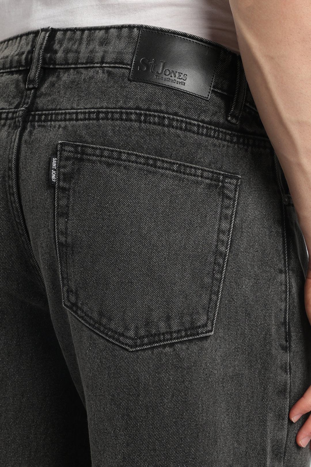 Men’s Dark Grey Loose Fit Denim Jeans