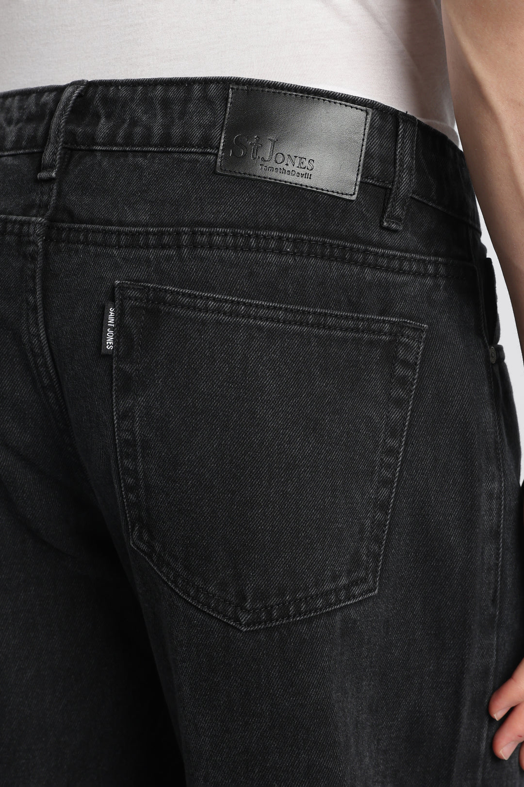Men’s Jet Black Loose Fit Denim Jeans