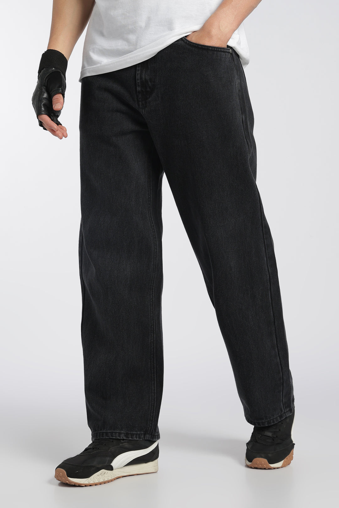 Men’s Jet Black Loose Fit Denim Jeans