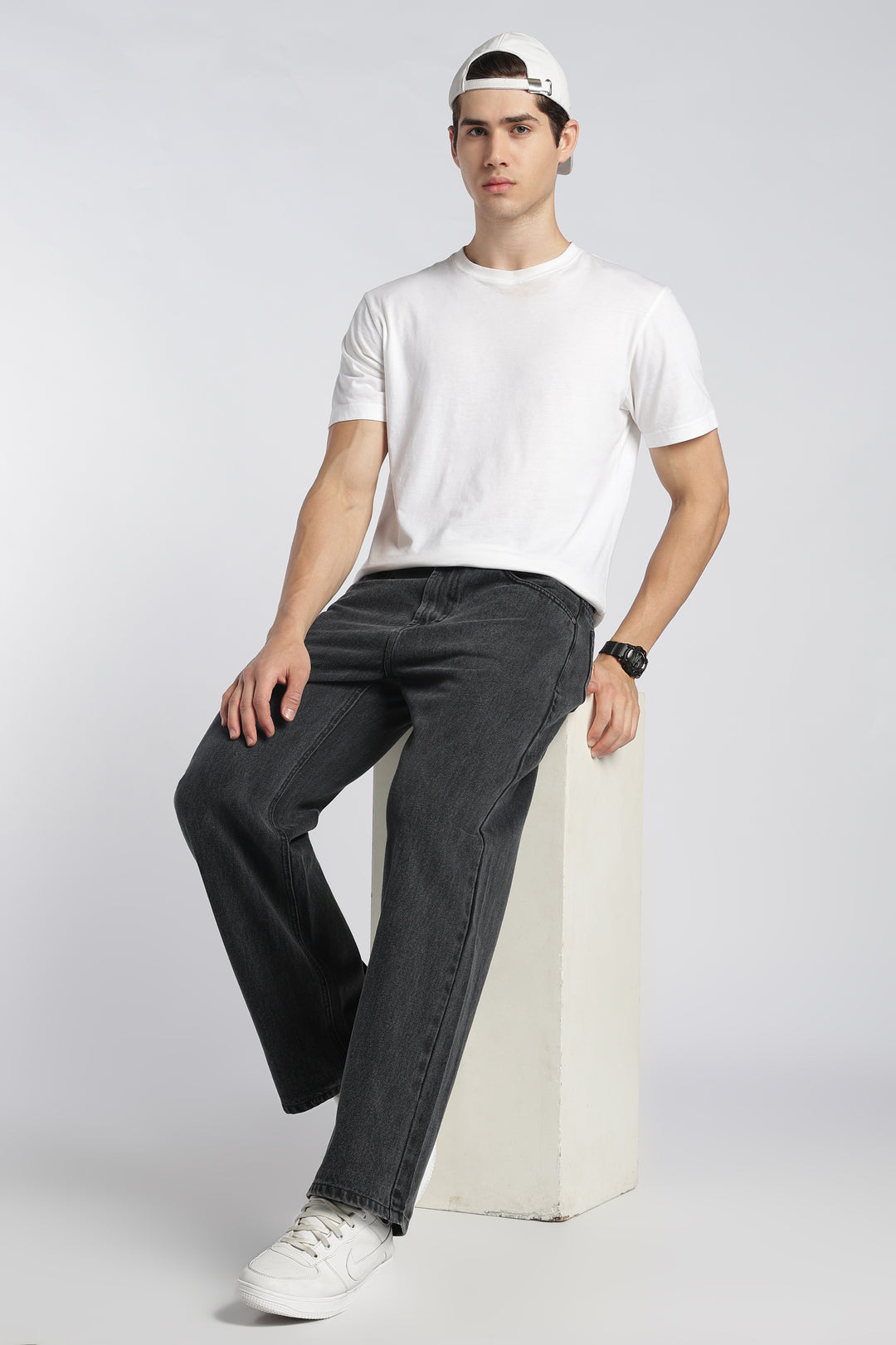 Men’s Charcoal Black Loose Fit Denim Jeans