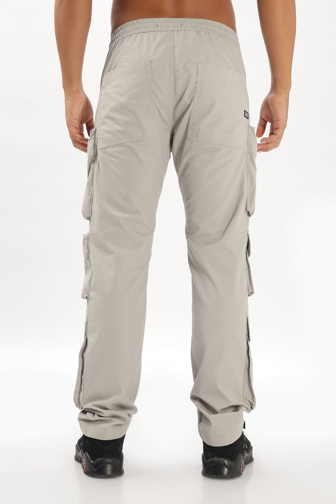 LIGHT GREY CARGO PANTS