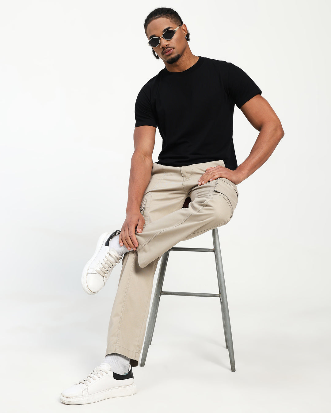 Men’s Beige Straight Fit Cargo Pants with Utility Pockets