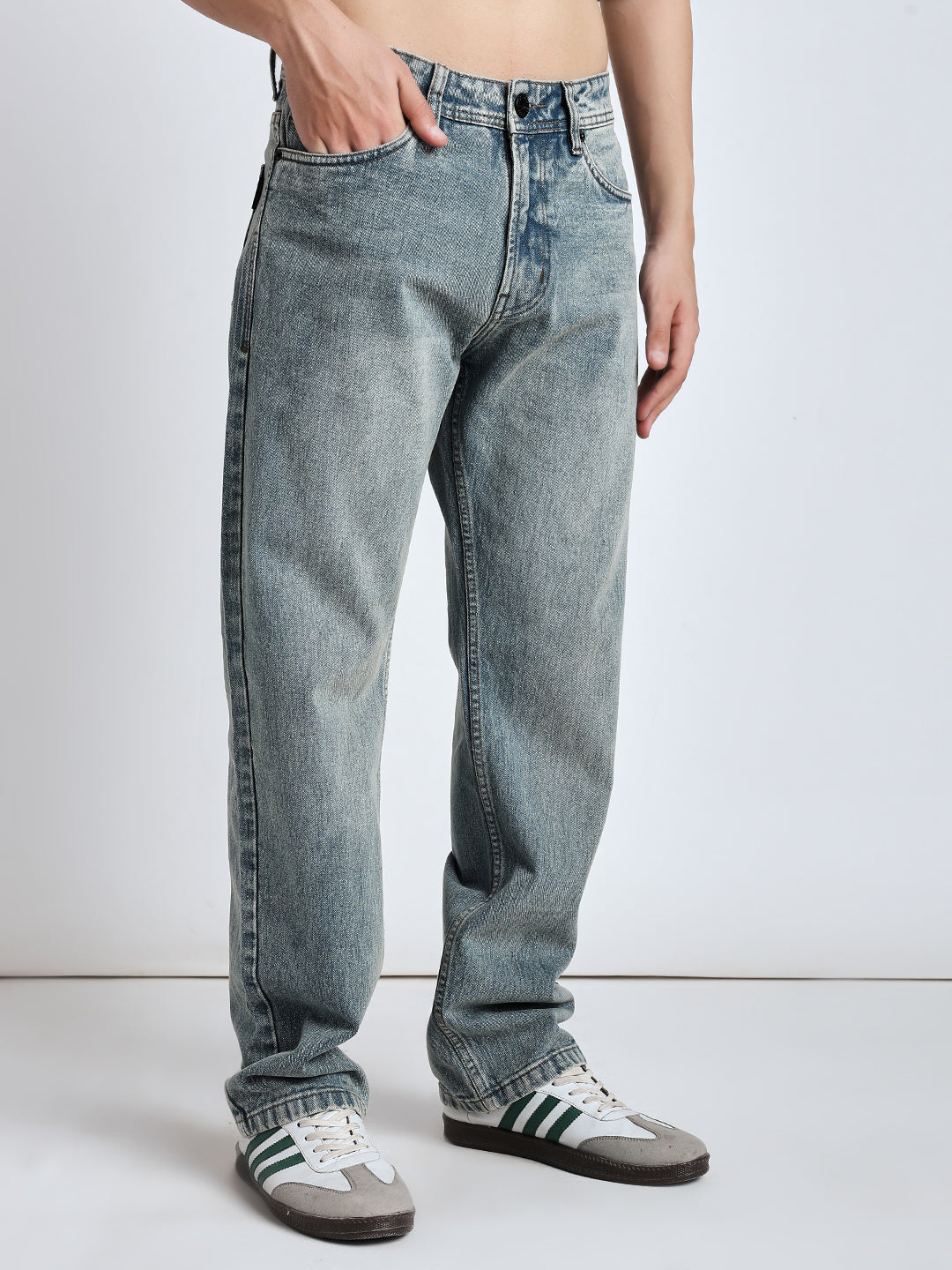Vintage wash jeans