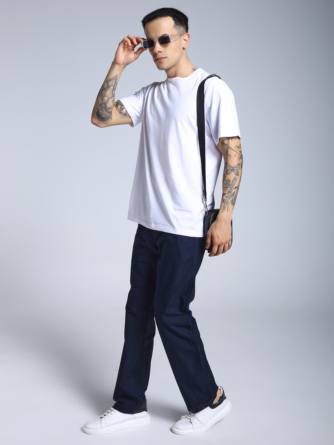 Navy blue elastic dobby travel jogger