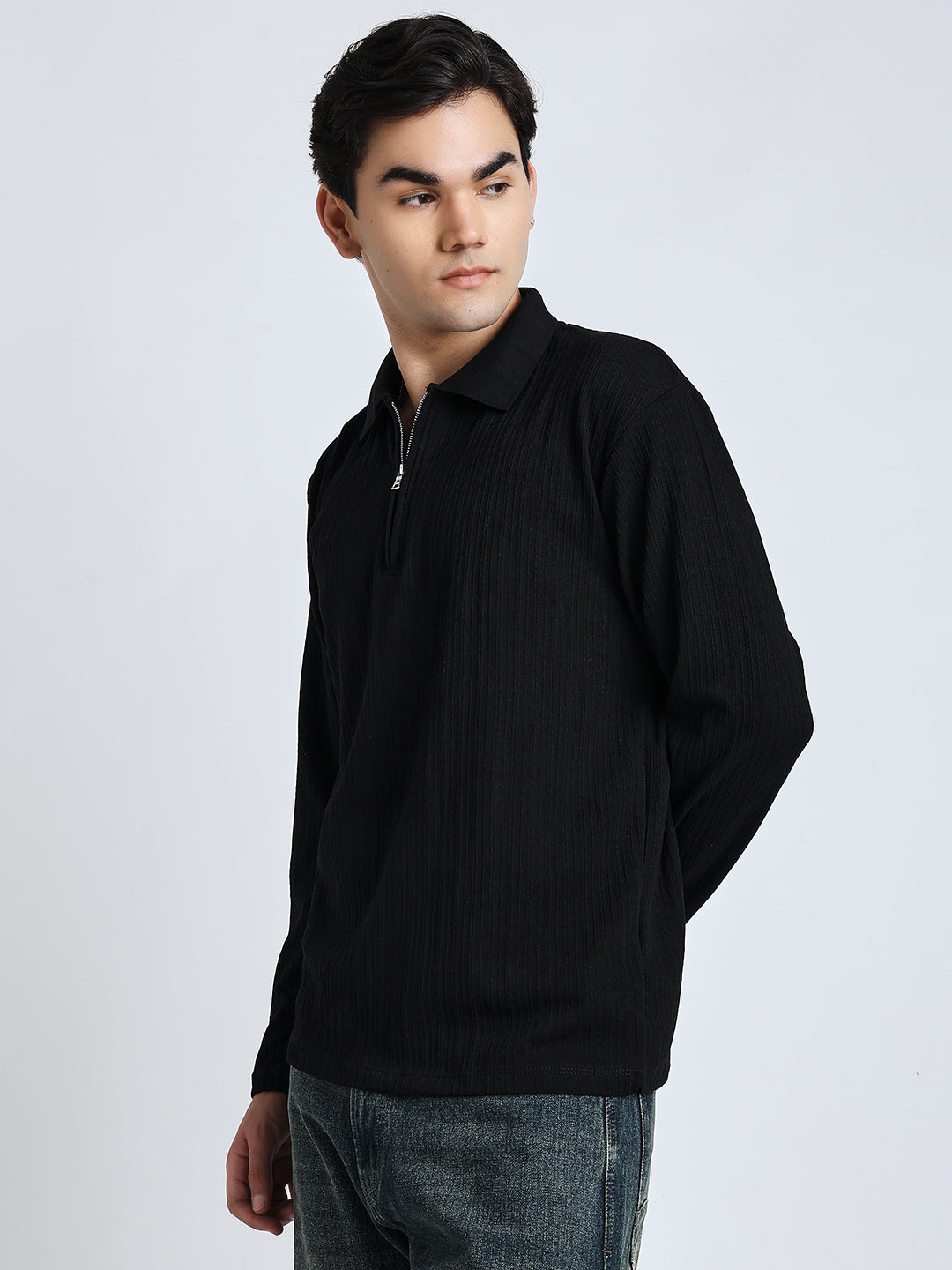 Black front chain zipper T-shirt