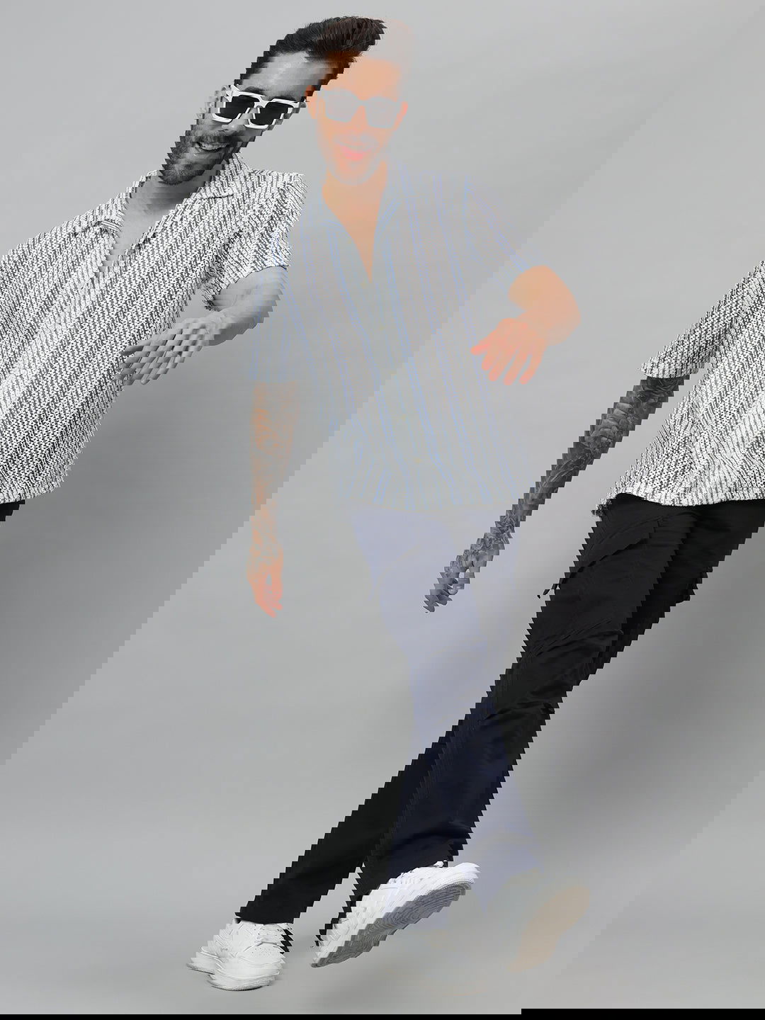 BAGGY NAVY BLUE CARGO - Main Image