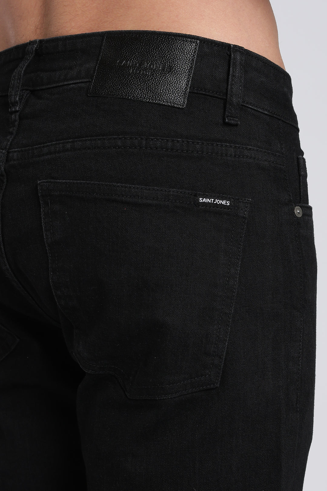 Men’s Classic Black Straight Jeans