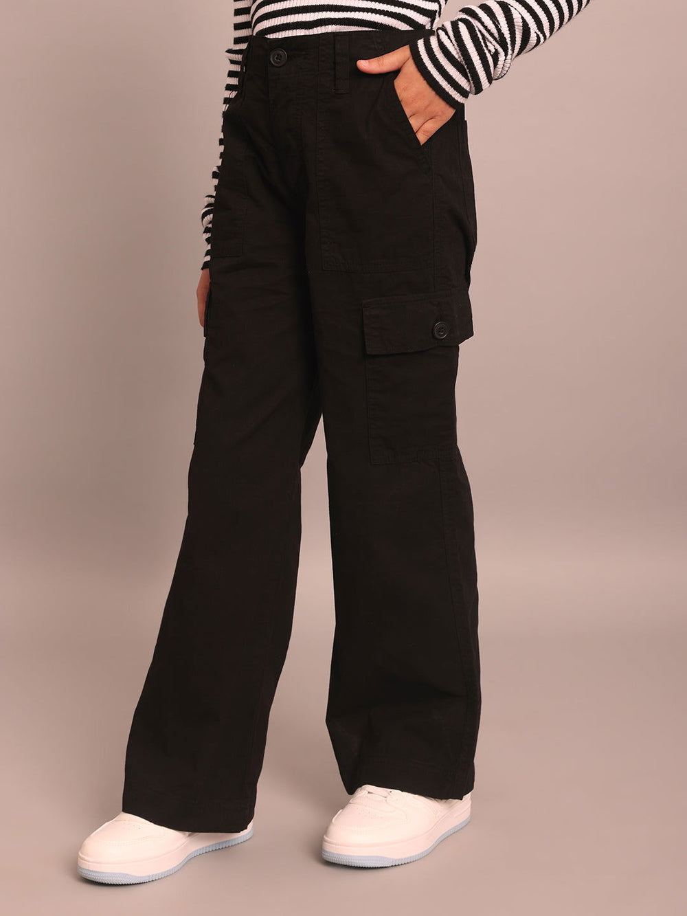 Black cargo pants - St.Jones