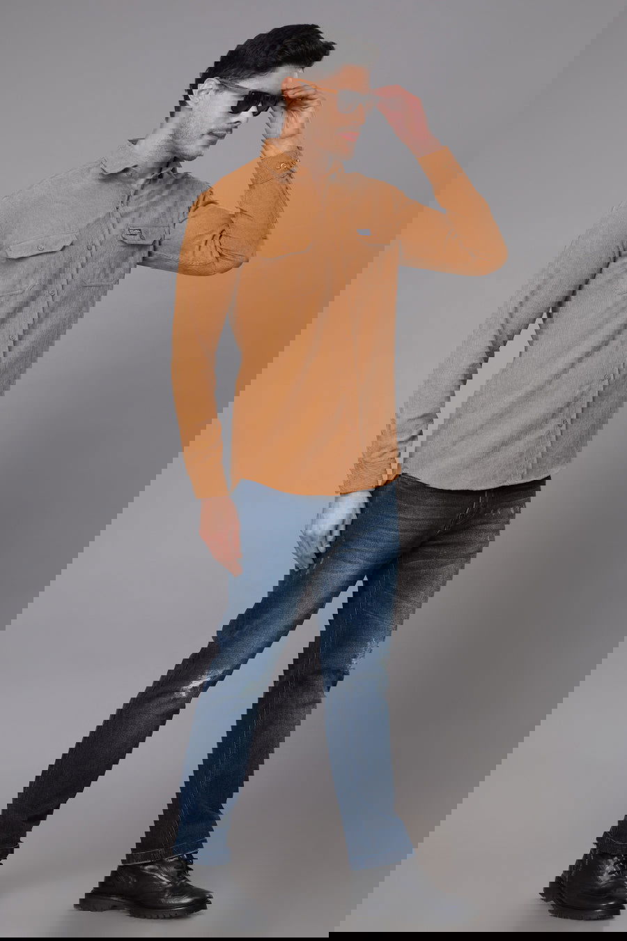 Brown corduroy shirt - St.Jones