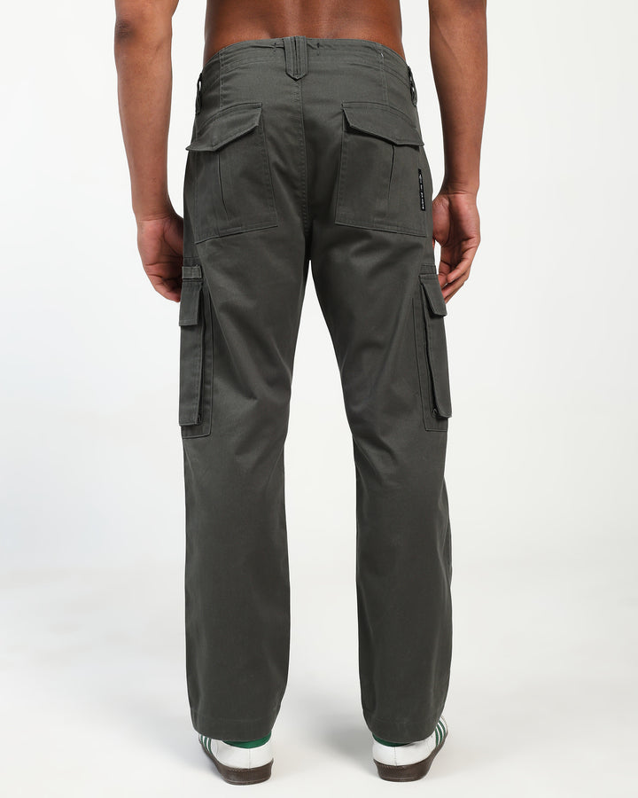 Men’s Green Straight Fit Cargo Pants with Utility Pockets