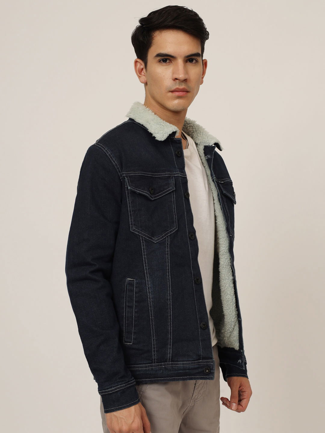 Mid wash denim jacket - St.Jones