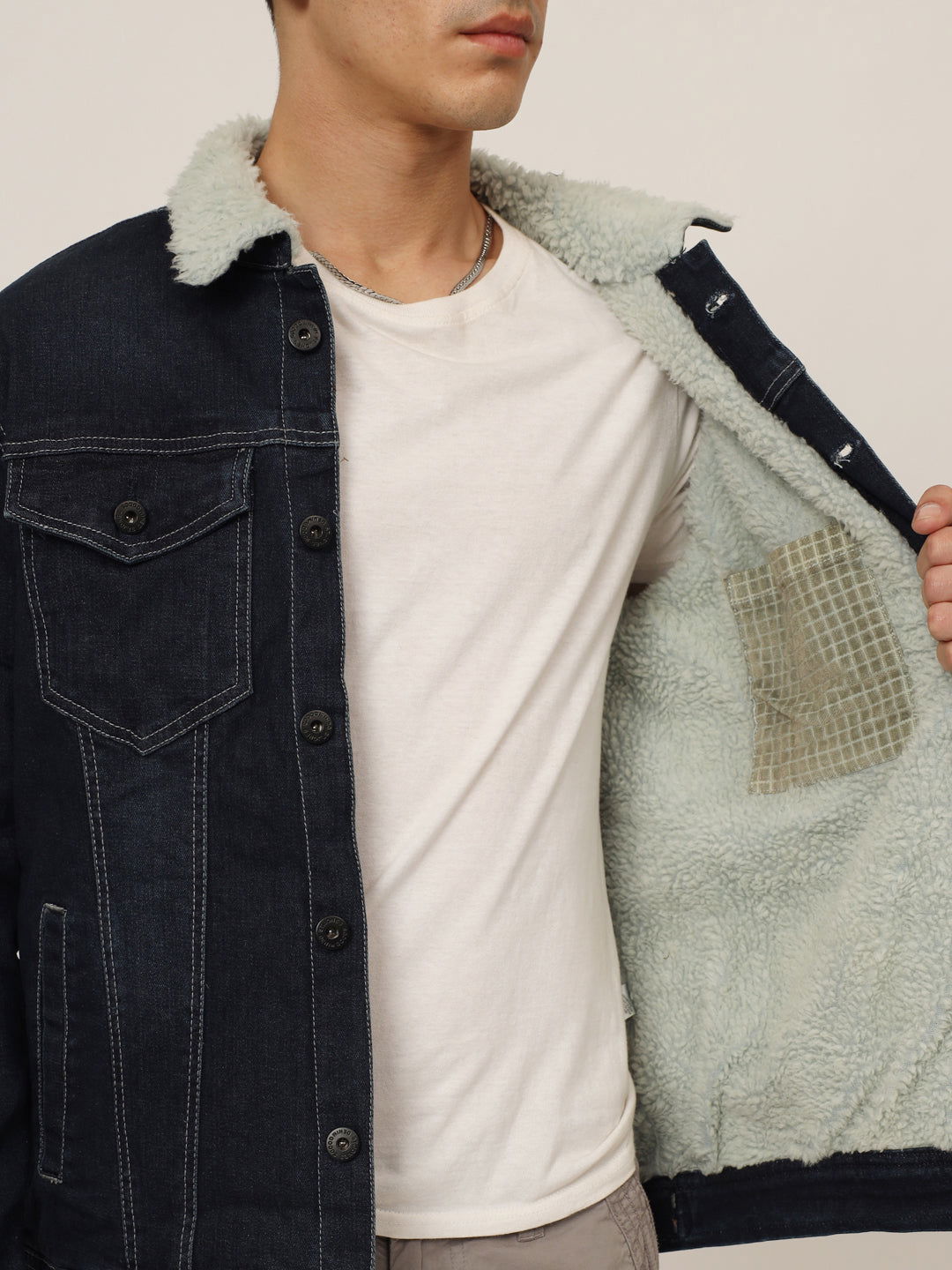 Mid wash denim jacket - St.Jones