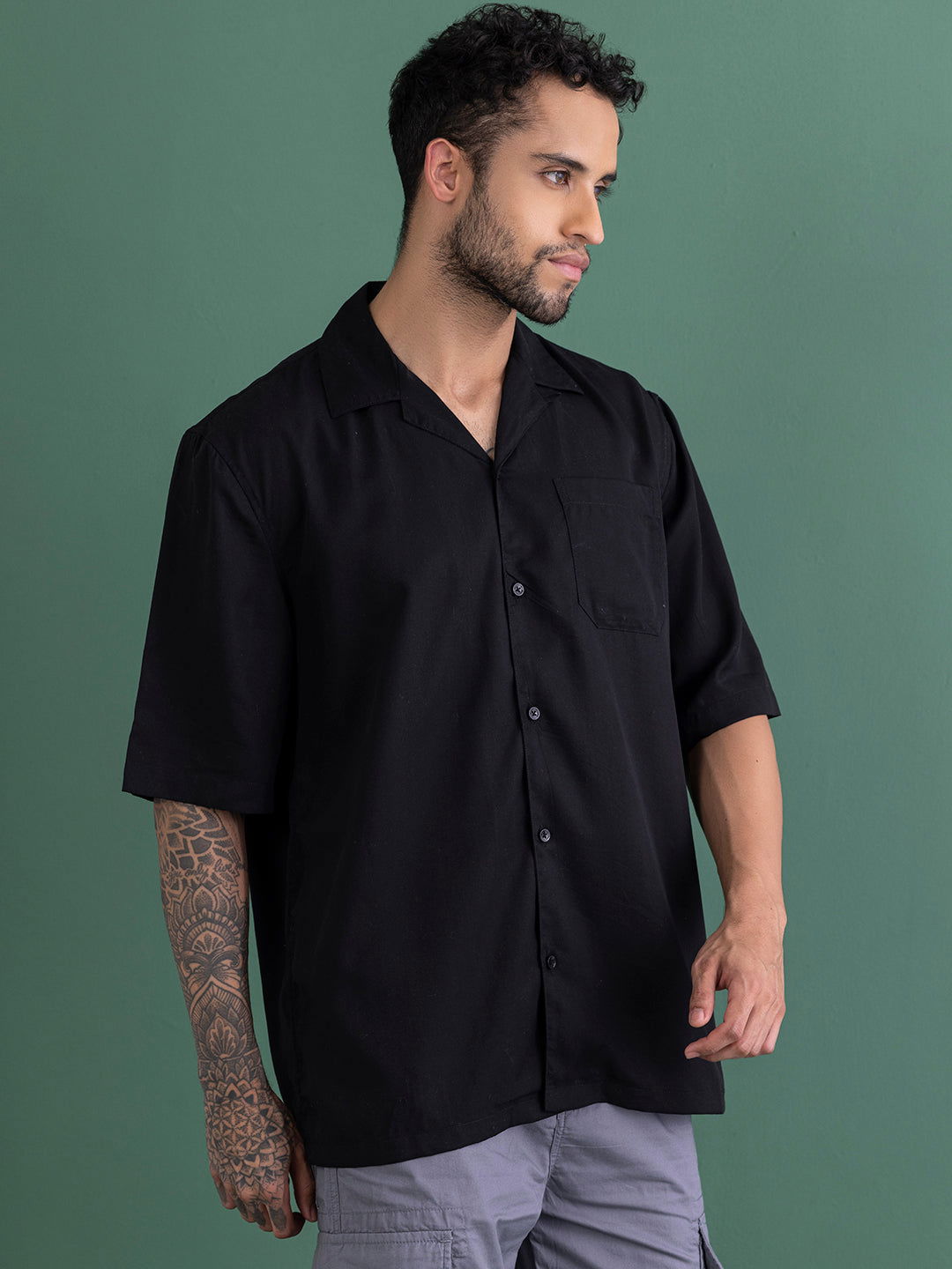 SAINTJONES-RELAXED FIT BLACK SHIRT - St.Jones