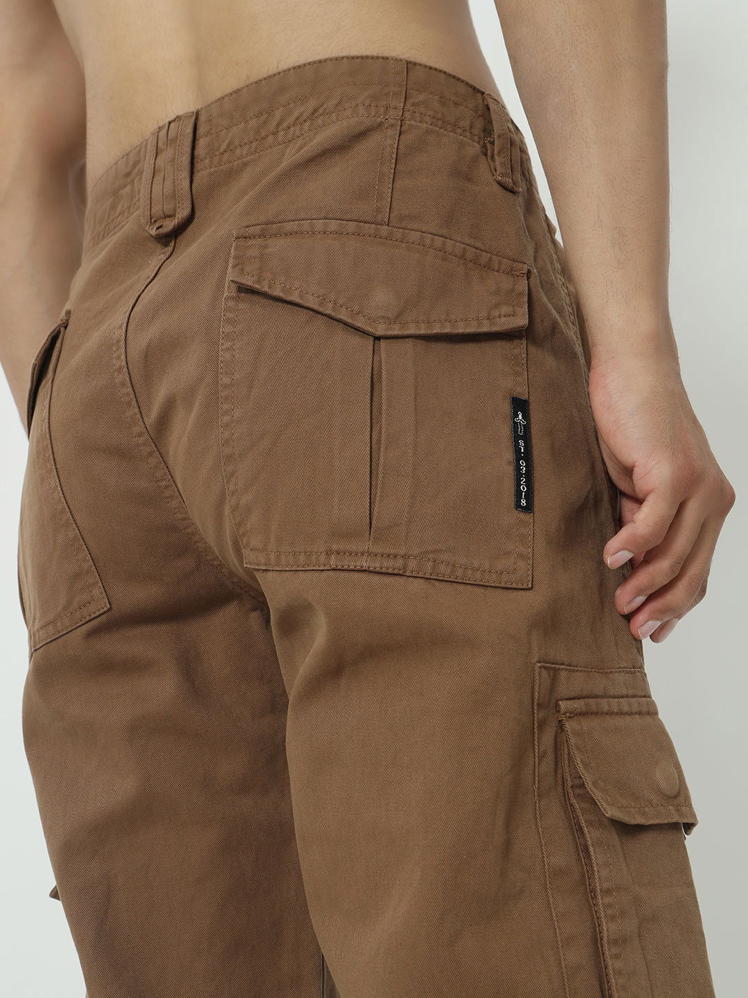 SAINTJONES-STREETWEAR KHAKI CARGO PANTS. - St.Jones