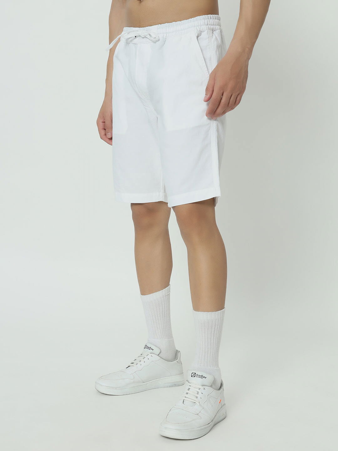 SAINTJONES -PURE WHITE LINEN SHORTS - St.Jones